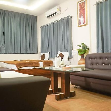Hotel Alka Palace Durg Exterior foto